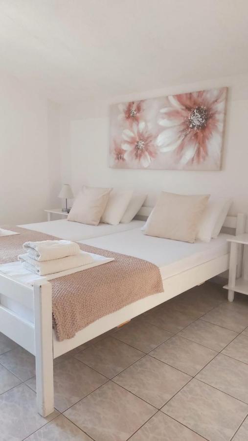 Apartments Duće エクステリア 写真